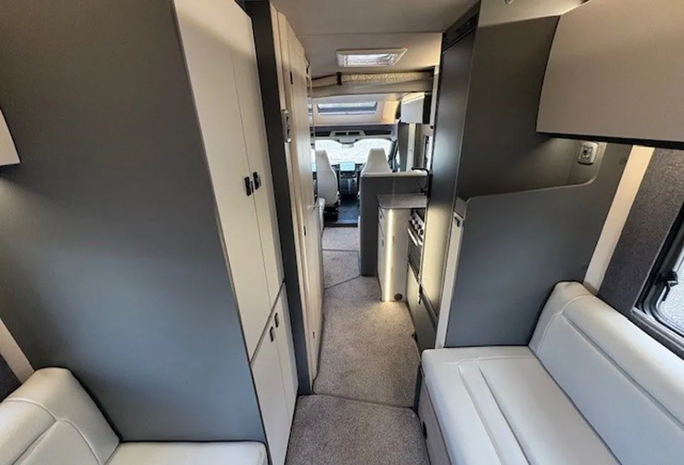 AUTOTRAIL  F-LINE F72 