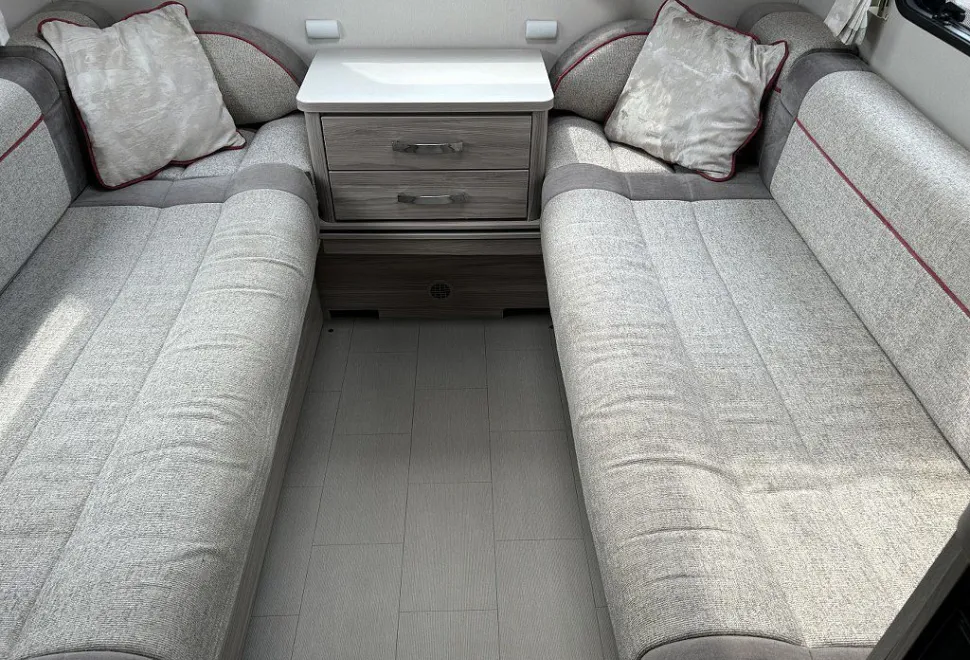 ELDDIS  MAJESTIC 120 2020-12-09