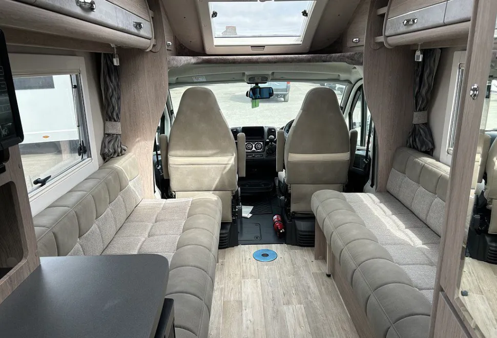 AUTO SLEEPERS  NUEVO EK PLUS 2025-10-07