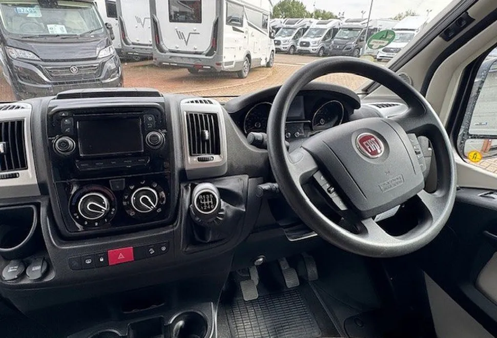 AUTOTRAIL  IMALA 715 LO-LINE 2018-12-04