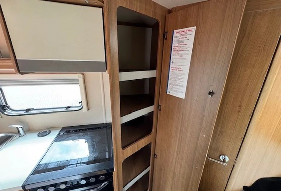 AUTOTRAIL  IMALA 715 LO-LINE 2018-12-04