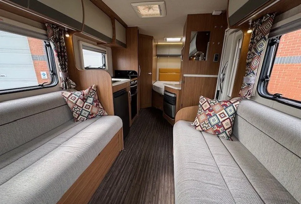 AUTOTRAIL  IMALA 715 LO-LINE 2018-12-04
