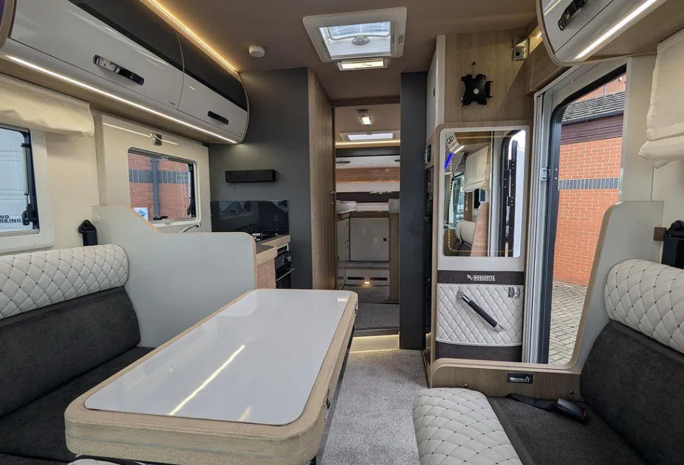 MOBILVETTA  K-YACHT T-LINE 86 