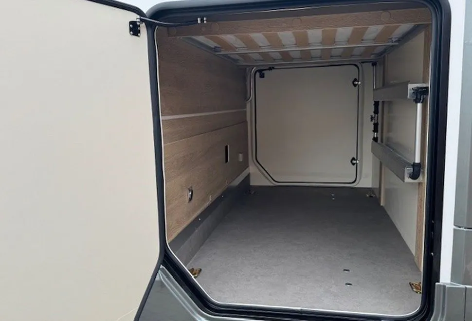 MOBILVETTA  K-YACHT T-LINE 90 2026-03-01
