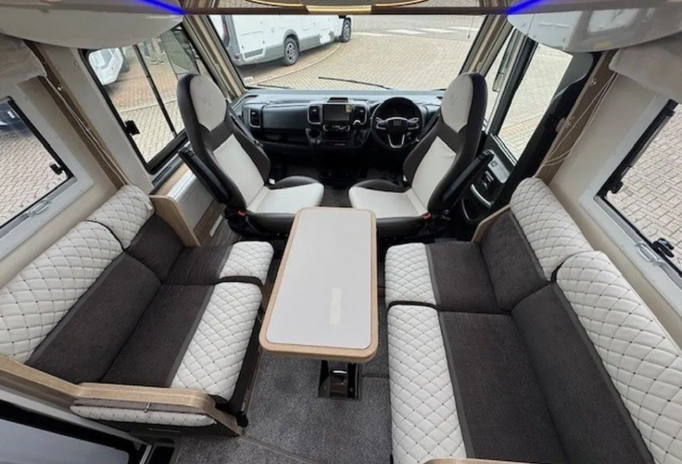 MOBILVETTA  K-YACHT T-LINE 90 2026-03-01