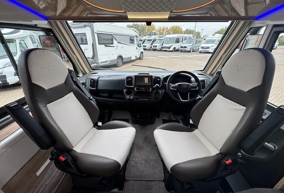 MOBILVETTA  K-YACHT T-LINE 90 2026-03-01