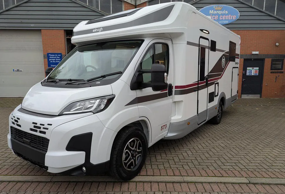 ELNAGH  BARON 573 