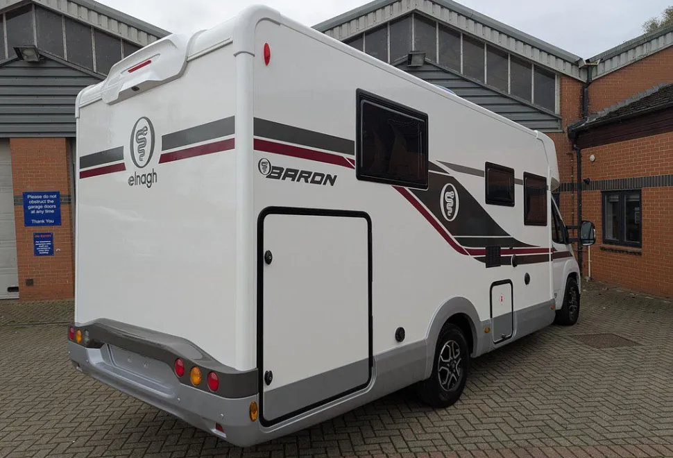 ELNAGH  BARON 579 