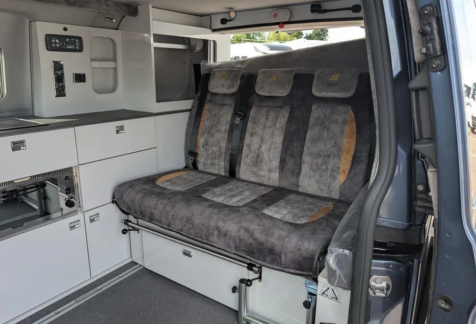 AUTO SLEEPERS  CUSTOM AIR 2025-09-01