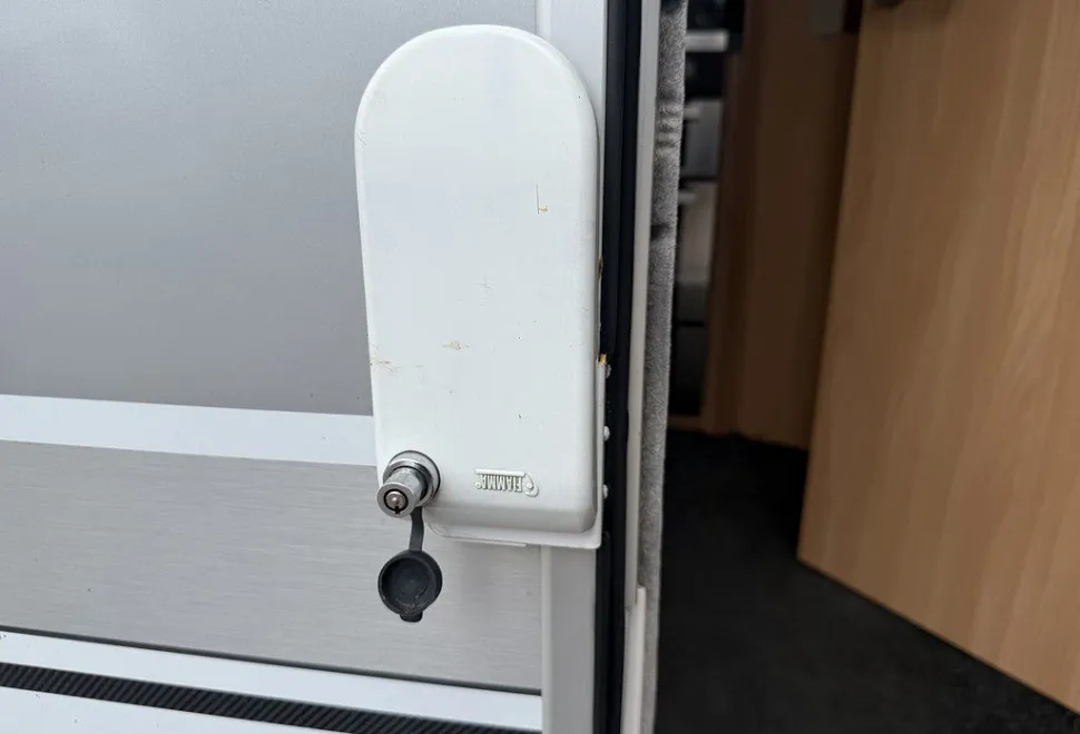 KNAUS  STARCLASS 480 2019-10-01