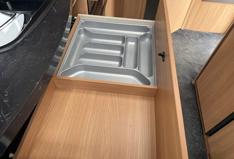 KNAUS  STARCLASS 480 2019-10-01