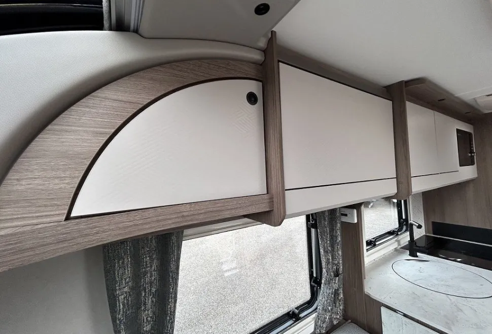 COACHMAN  ACADIA 545 