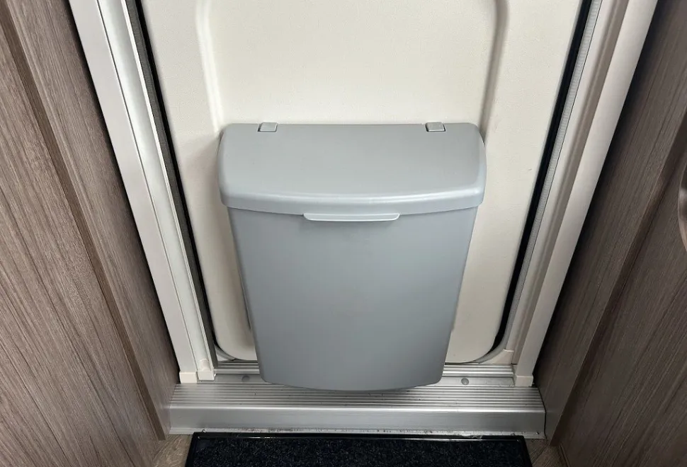 COACHMAN  ACADIA 575 