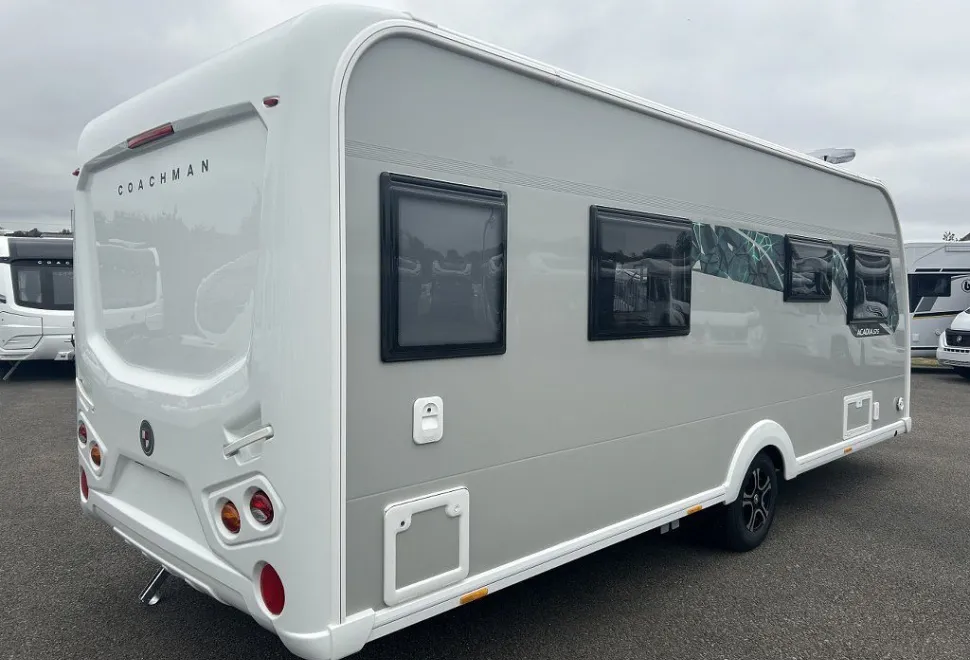 COACHMAN  ACADIA 575 