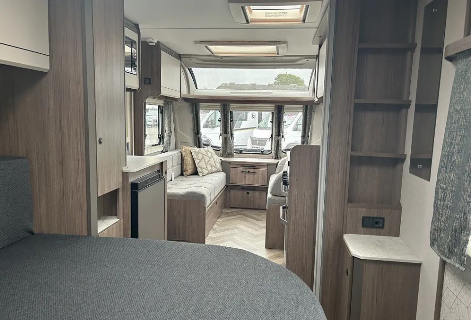 COACHMAN  ACADIA 575 