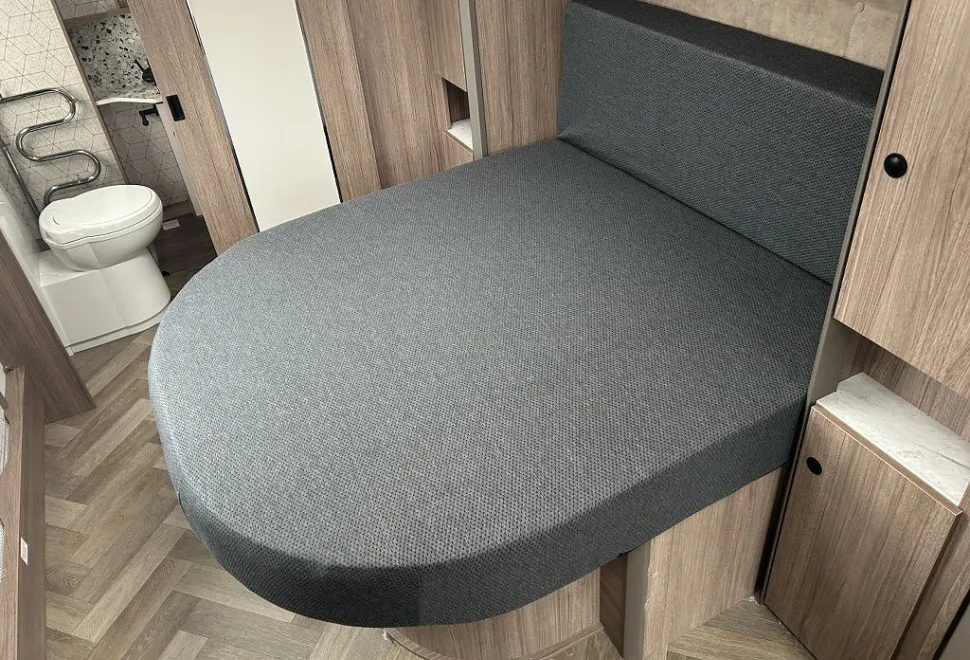 COACHMAN  ACADIA 575 
