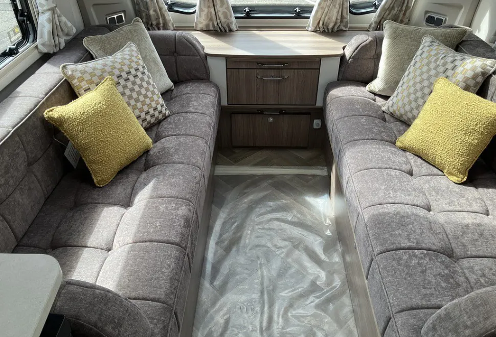 COACHMAN  VIP 460 