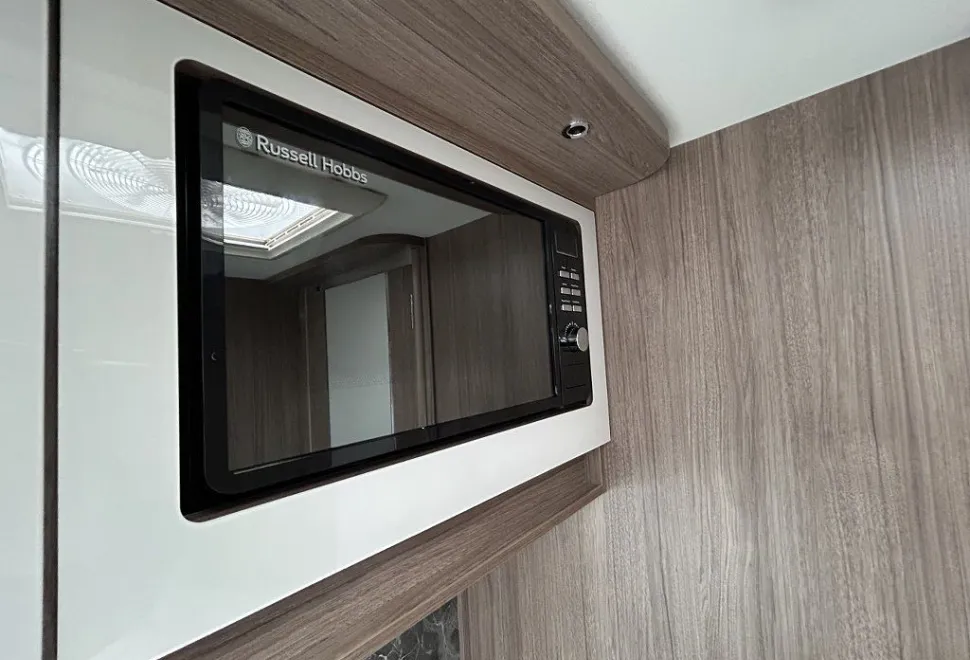 COACHMAN  VIP 545 
