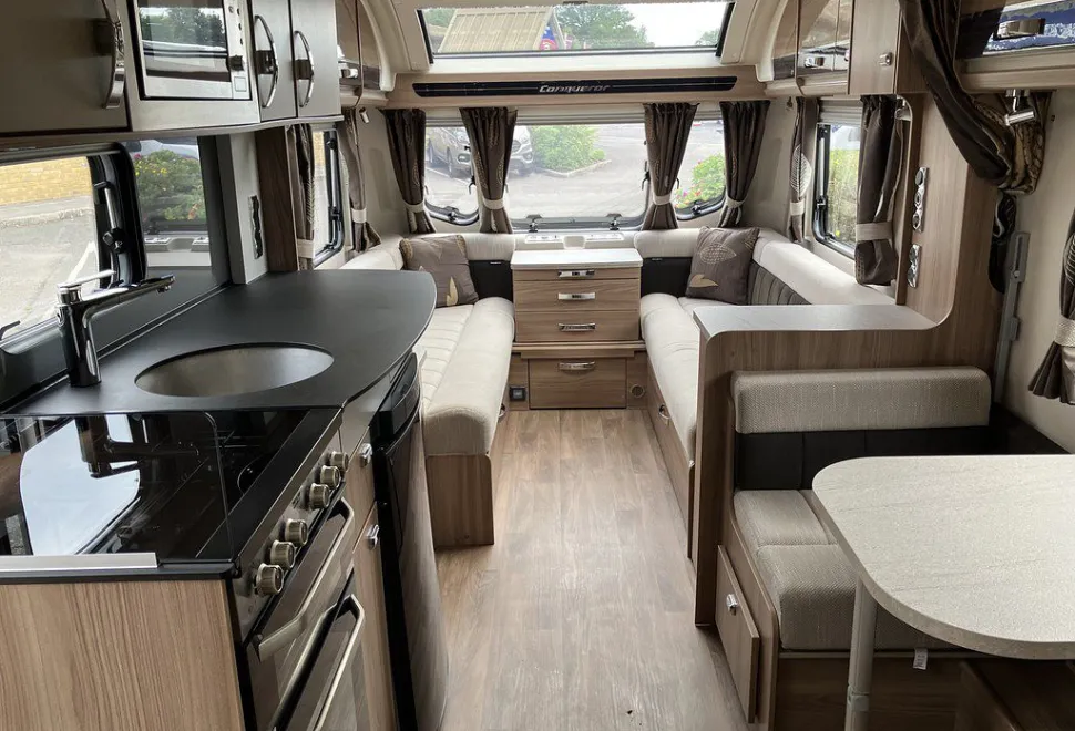 SWIFT  CONQUEROR 530 2017-05-27