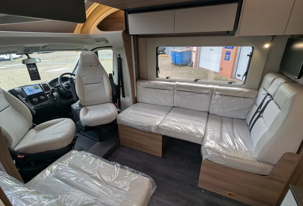 AUTOTRAIL  IMALA 736 