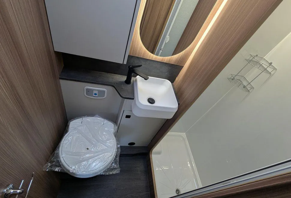 AUTOTRAIL  IMALA 736 