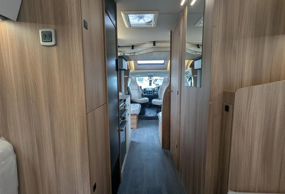 AUTOTRAIL  IMALA 736 