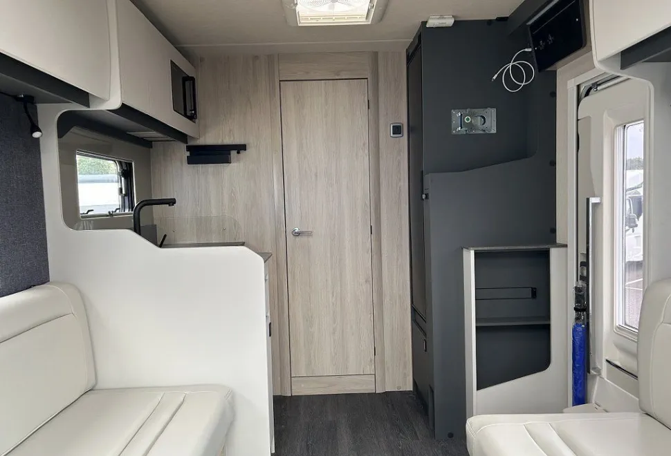AUTOTRAIL  F-LINE F60 