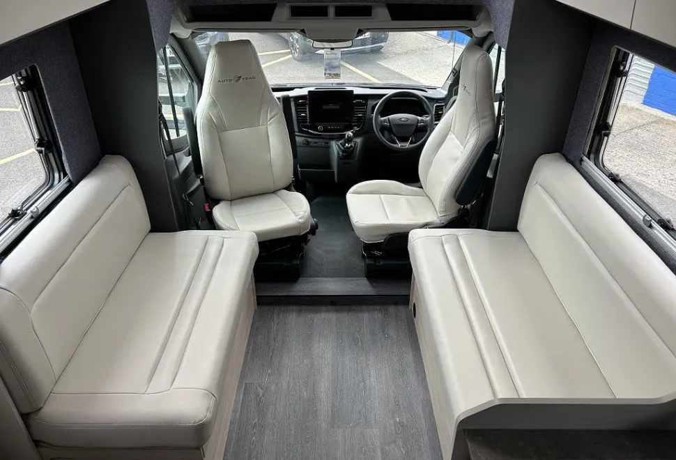 AUTOTRAIL  F-LINE F60 