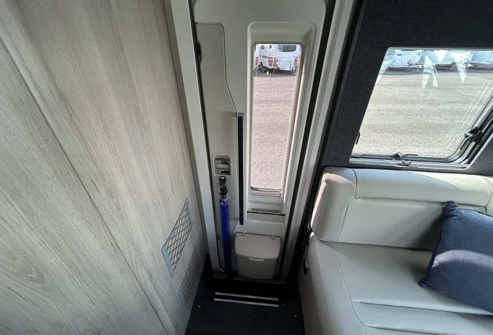 AUTOTRAIL  F-LINE F70 