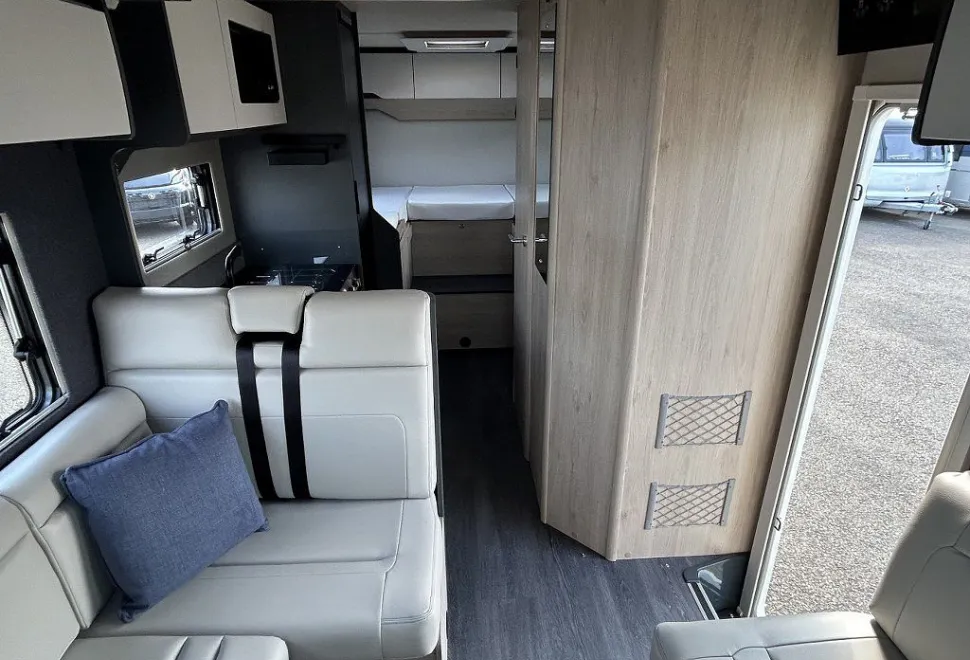 AUTOTRAIL  F-LINE F70 