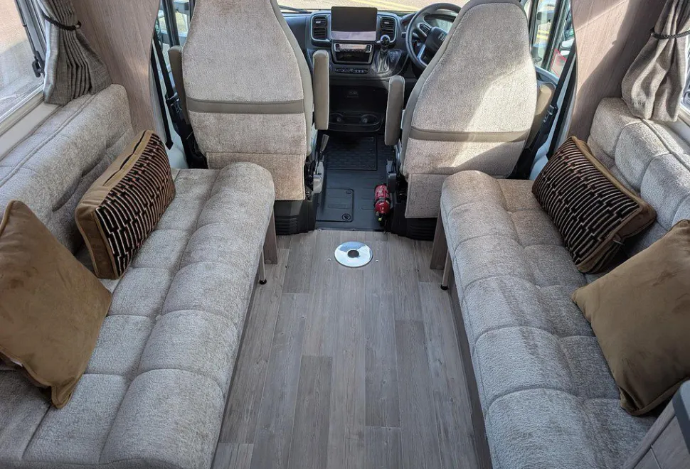 AUTO SLEEPERS  BROADWAY FB 2026-03-01