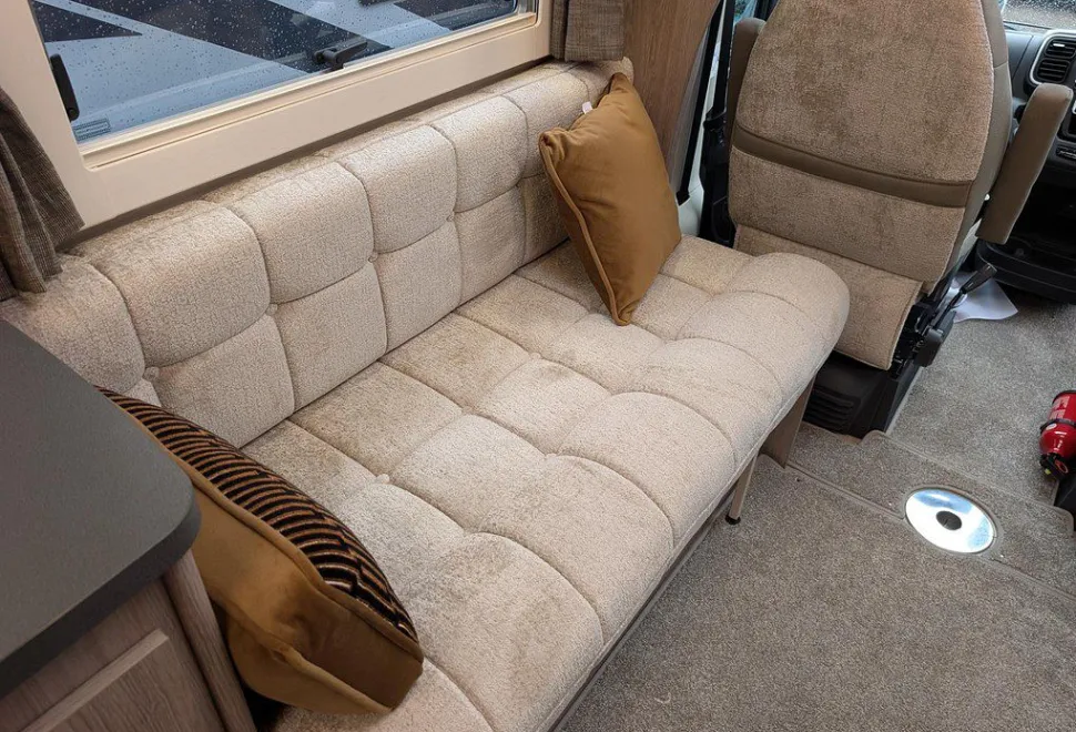 AUTO SLEEPERS  BROADWAY EB 2026-03-04
