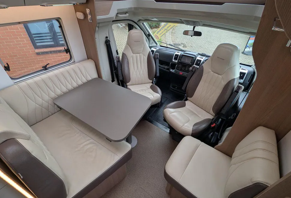 BURSTNER  IXEO 690G 2019-06-03