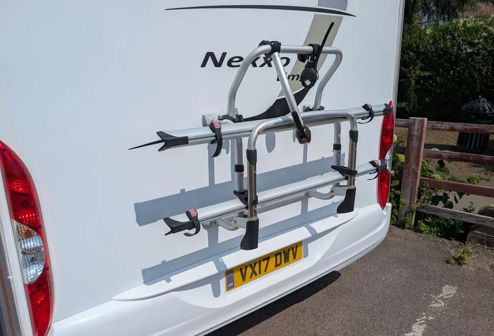 BURSTNER  NEXX0 T665 2017-06-25