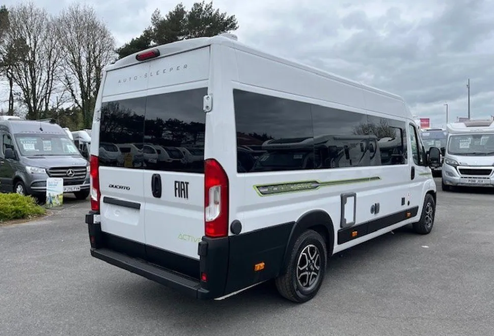 AUTO SLEEPERS  ACTIVE FL635 