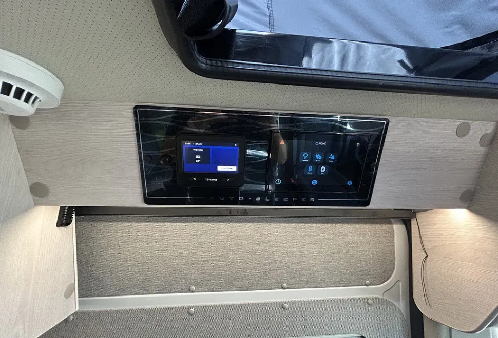 AUTO SLEEPERS  ACTIVE FL635 P 