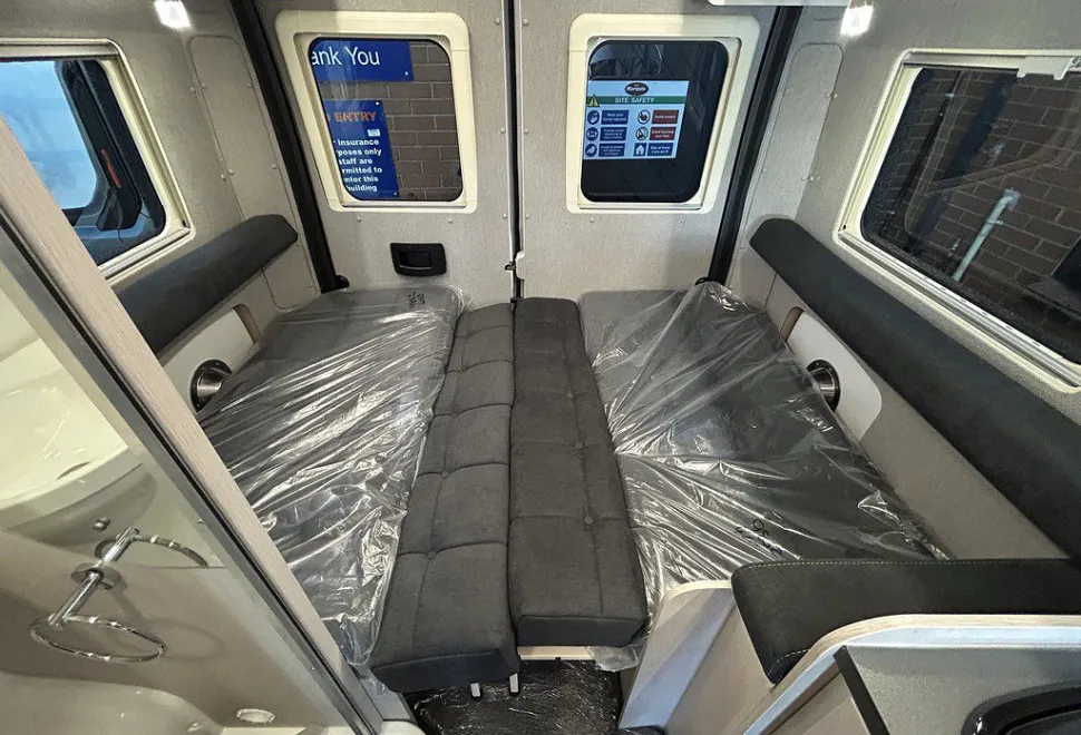 AUTO SLEEPERS  ACTIVE FL635 P 
