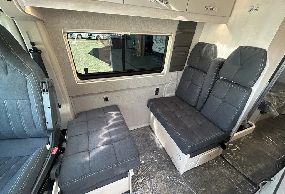 AUTO SLEEPERS  ACTIVE FL635 P 