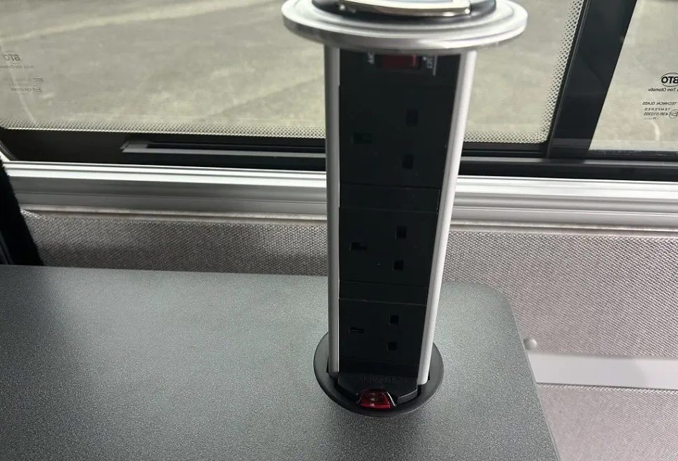 AUTO SLEEPERS  ACTIVE FL635 P 