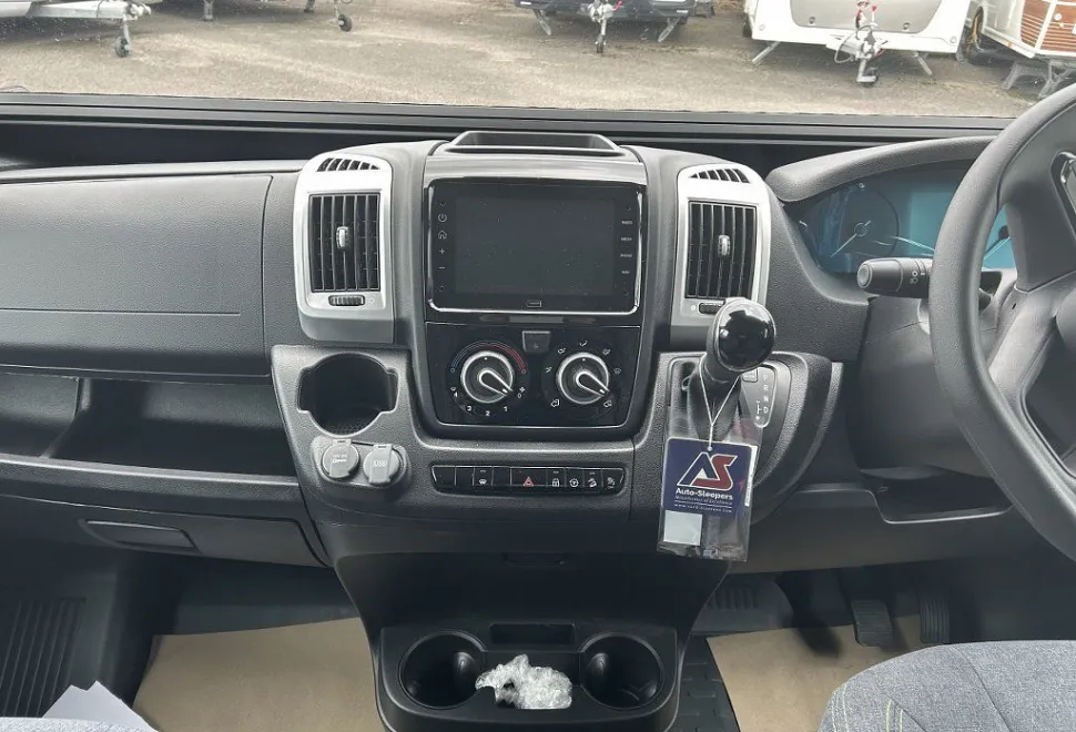 AUTO SLEEPERS  ACTIVE FL635 P 