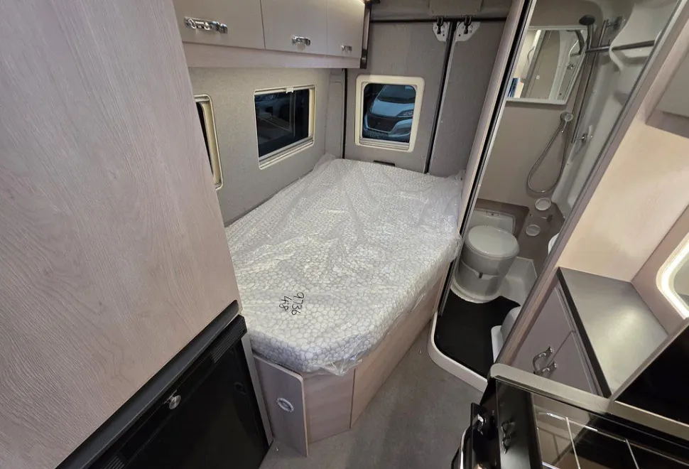 AUTO SLEEPERS  ACTIVE KB635 