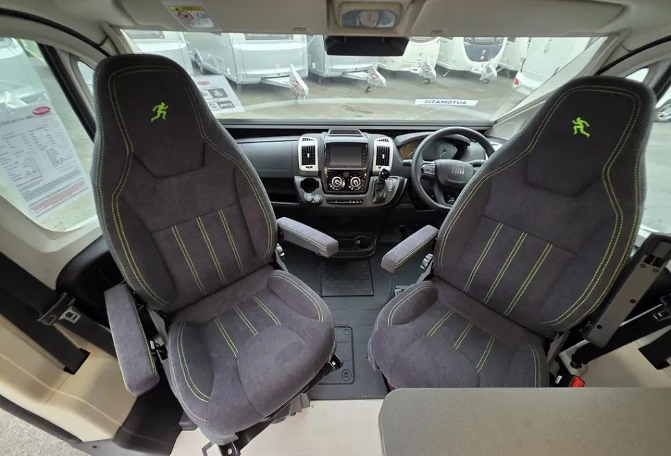 AUTO SLEEPERS  ACTIVE KB635 