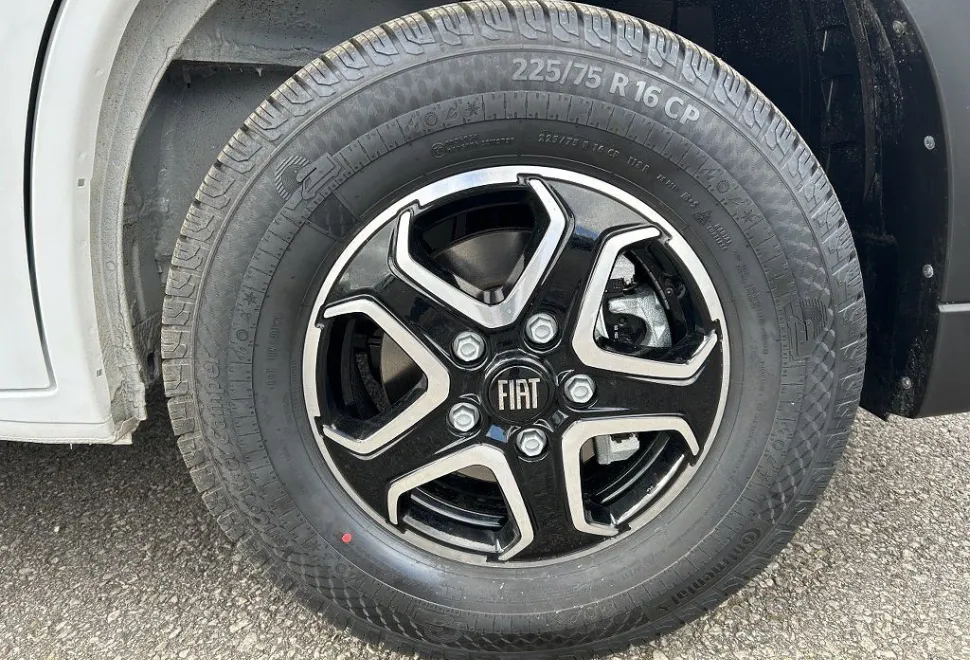 AUTO SLEEPERS  ACTIVE KB635 P 