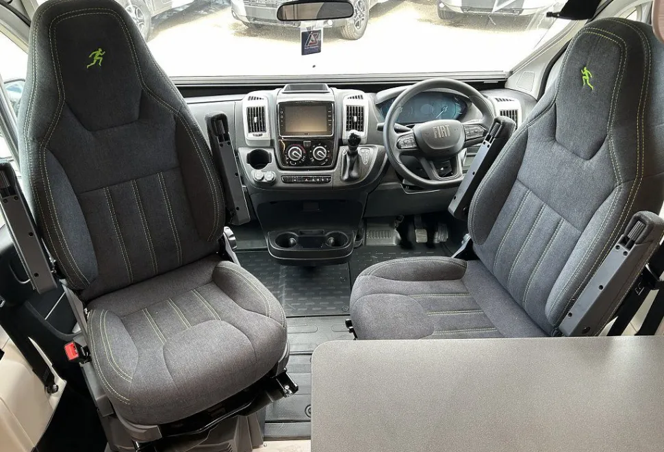 AUTO SLEEPERS  ACTIVE KB635 P 