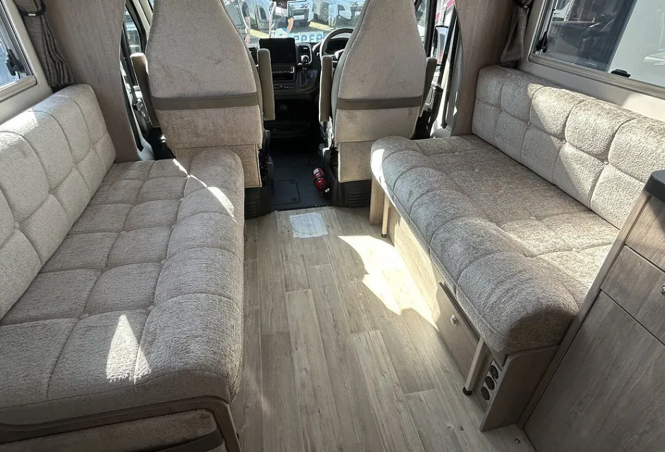 AUTO SLEEPERS  BROADWAY FB 2026-03-01