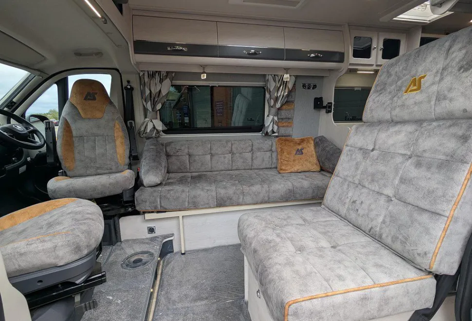 AUTO SLEEPERS  KEMERTON XL 2025-02-20