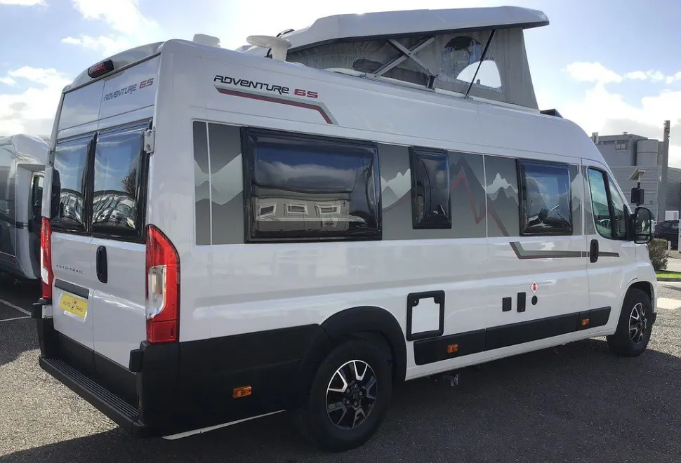AUTOTRAIL  ADVENTURE 65 