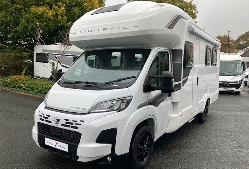 AUTOTRAIL  EXPEDITION C71 