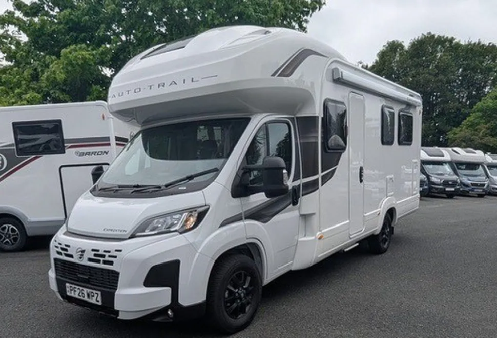 AUTOTRAIL  EXPEDITION C71 2026-06-12