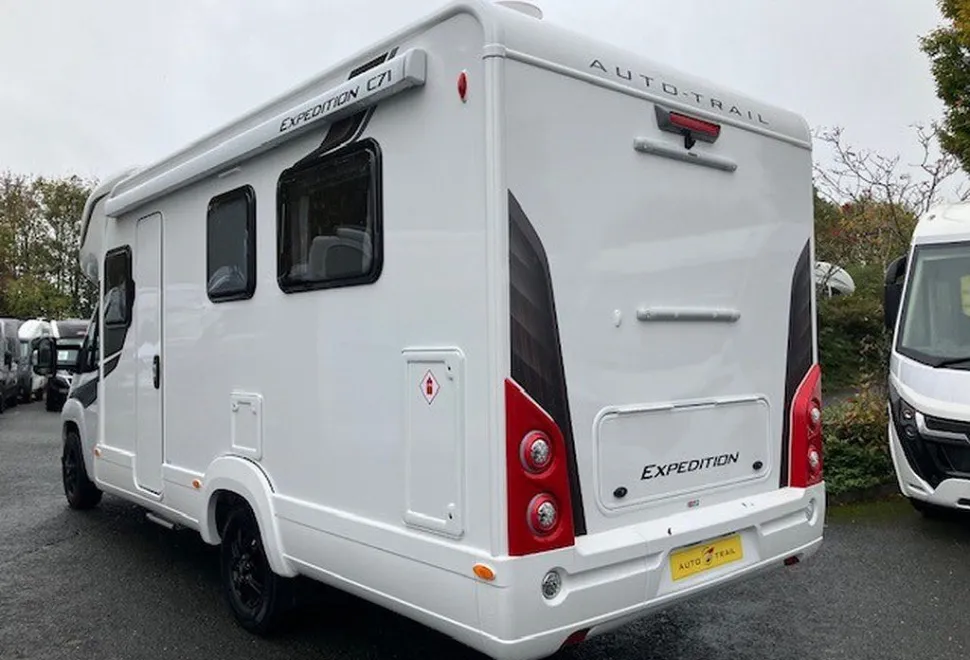 AUTOTRAIL  EXPEDITION C71 